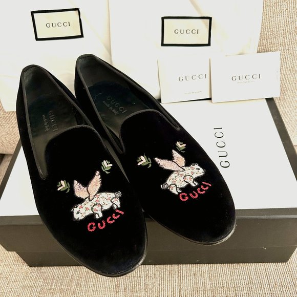 Gucci Loafers - Velvet Embroidered Flying Pig in Black - Size 9 main image 5